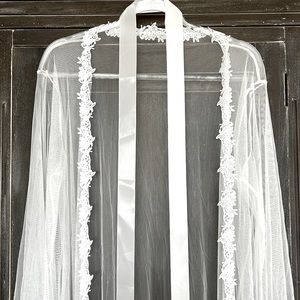 Beautiful Bridal White Lace Trim Maxi Robe